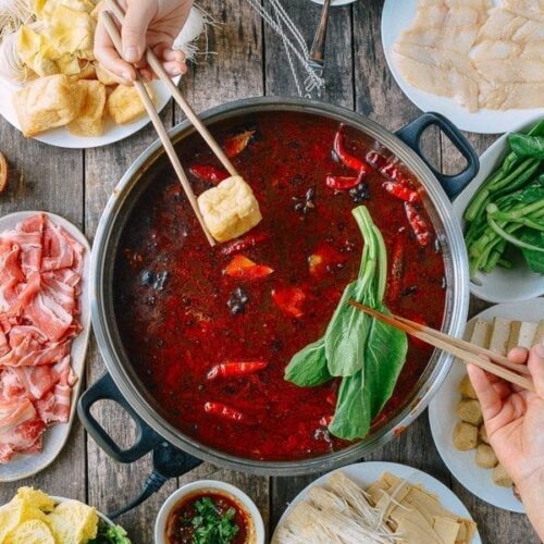 Haidilao Soup Base Spicy for Hot Pot 220 g 海底撈清油火鍋底料 - Soon Fung LTD